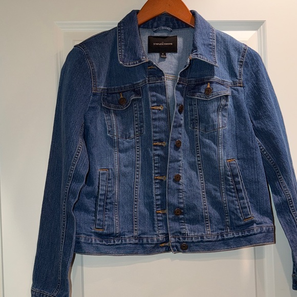 Banana Republic Jackets & Blazers - Banana Republic Medium Blue Denim Jean Jacket